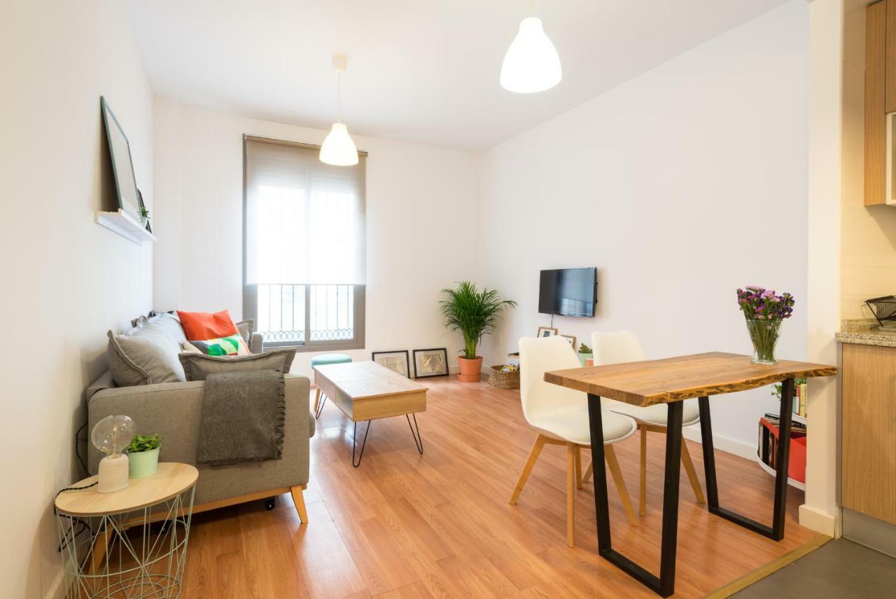 Homely Malaga Plaza Montano Luaran gambar