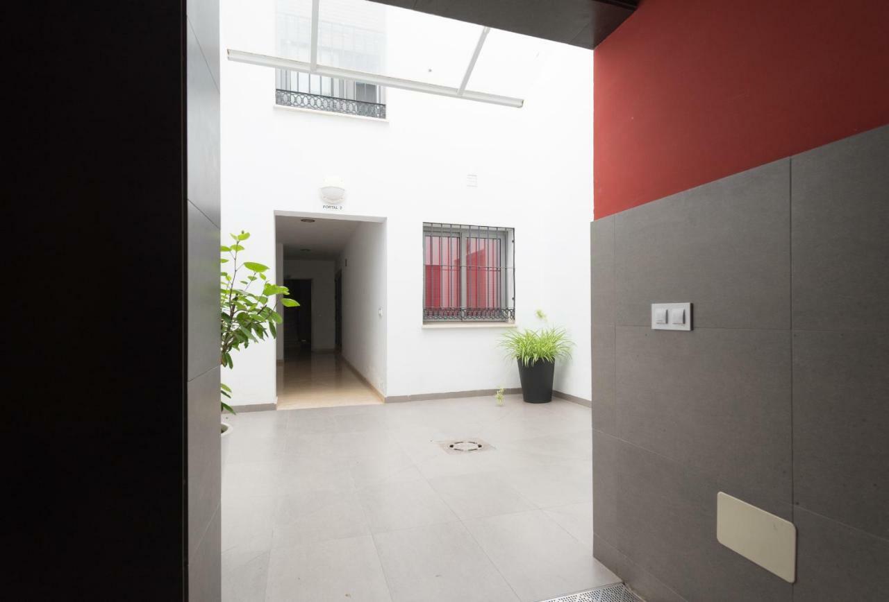 Homely Malaga Plaza Montano Luaran gambar