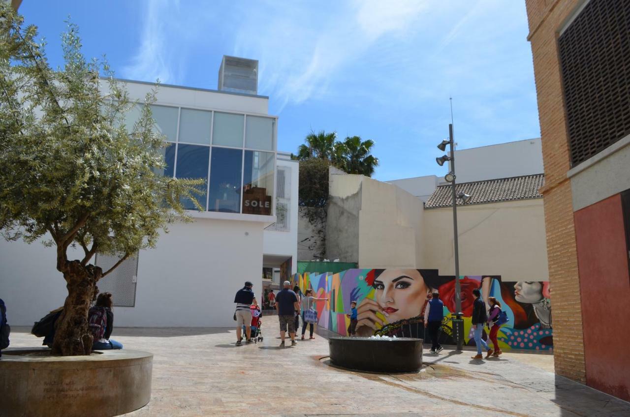 Homely Malaga Plaza Montano Luaran gambar