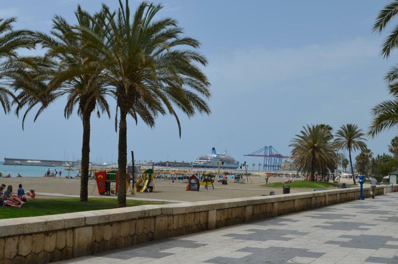 Homely Malaga Plaza Montano Luaran gambar
