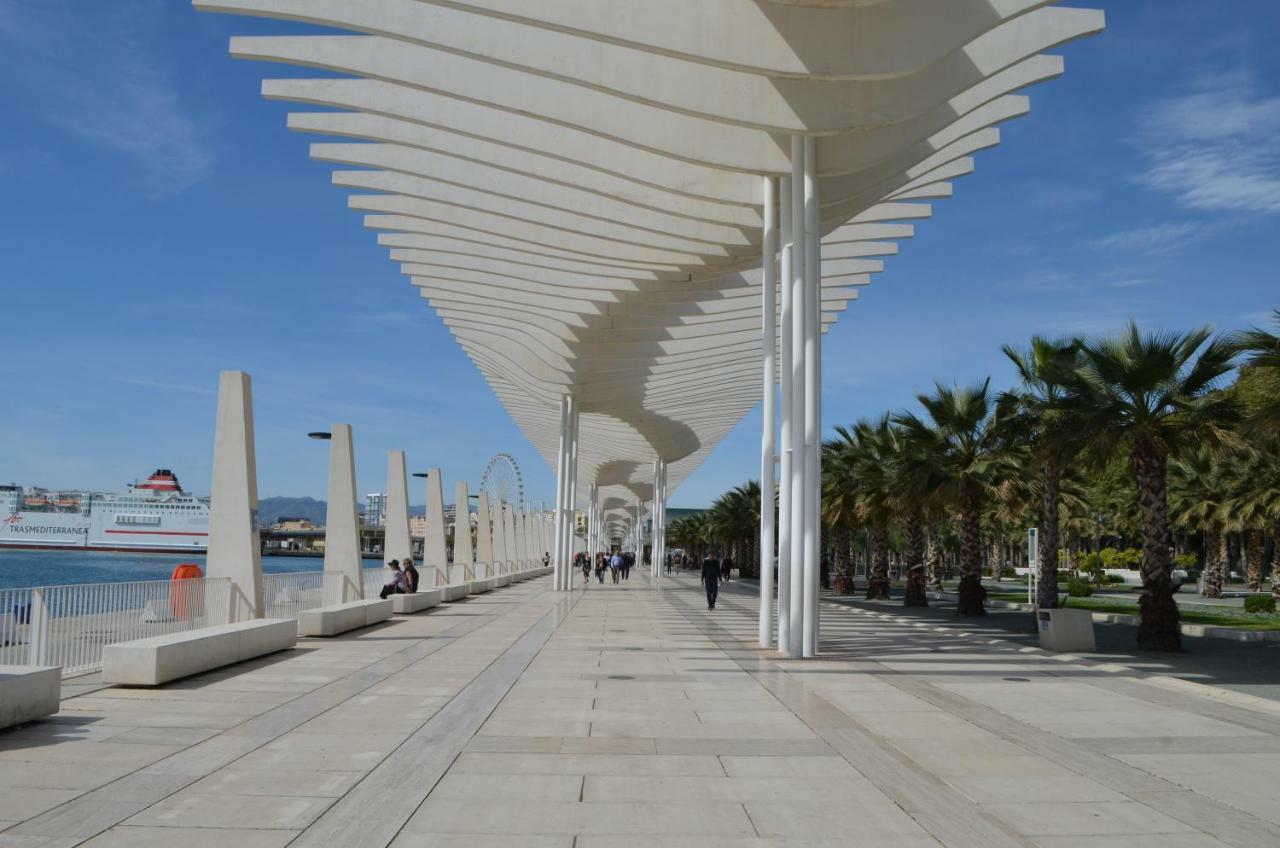 Homely Malaga Plaza Montano Luaran gambar